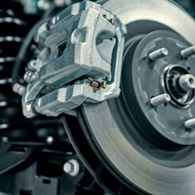 Zależy Ci na niezawodnym hamowaniu? Poznaj bimetaliczne tarcze hamulcowe