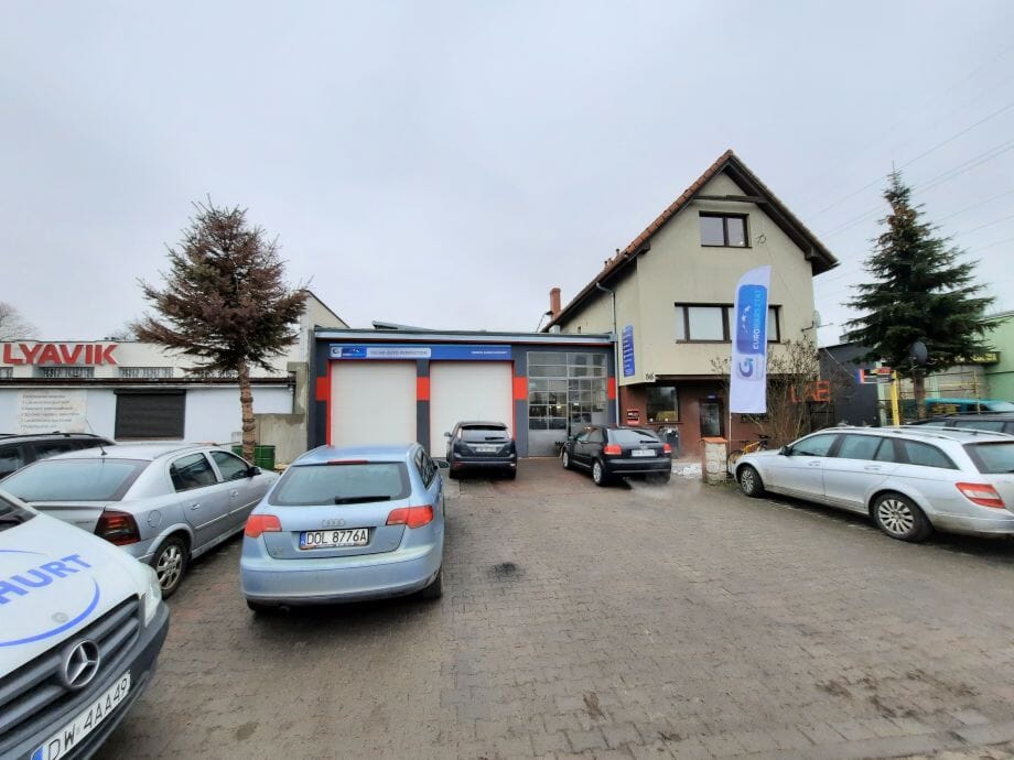 Warsztat samochodowy YECAR AUTO PERFECTION Wrocław